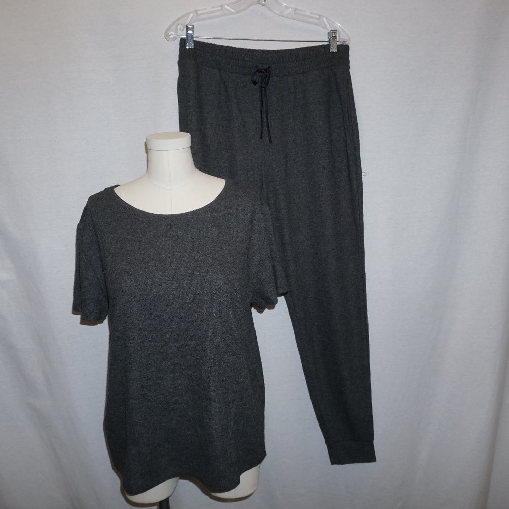 VICTORIA'S SECRET 2 pc MED joggers + top gray waffle weave lounge pajamas NWT